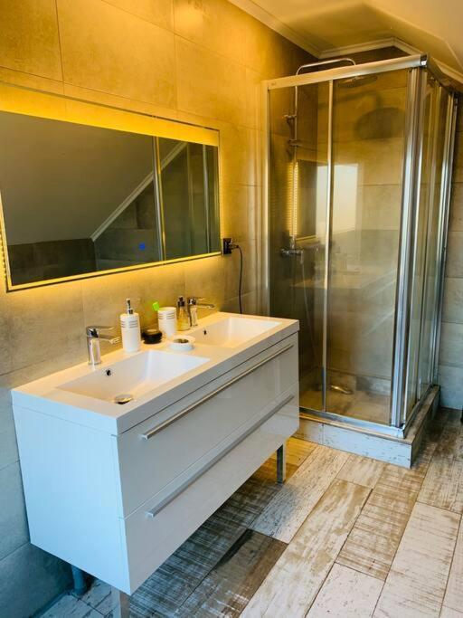 Acogedora Casa Con Tinaja Y Jacuzzi Y Rent A Car Villa Puerto Varas Dış mekan fotoğraf